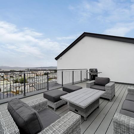 Bayview Luxury 3 Bedroom Apartment First Floor Downings Exterior foto